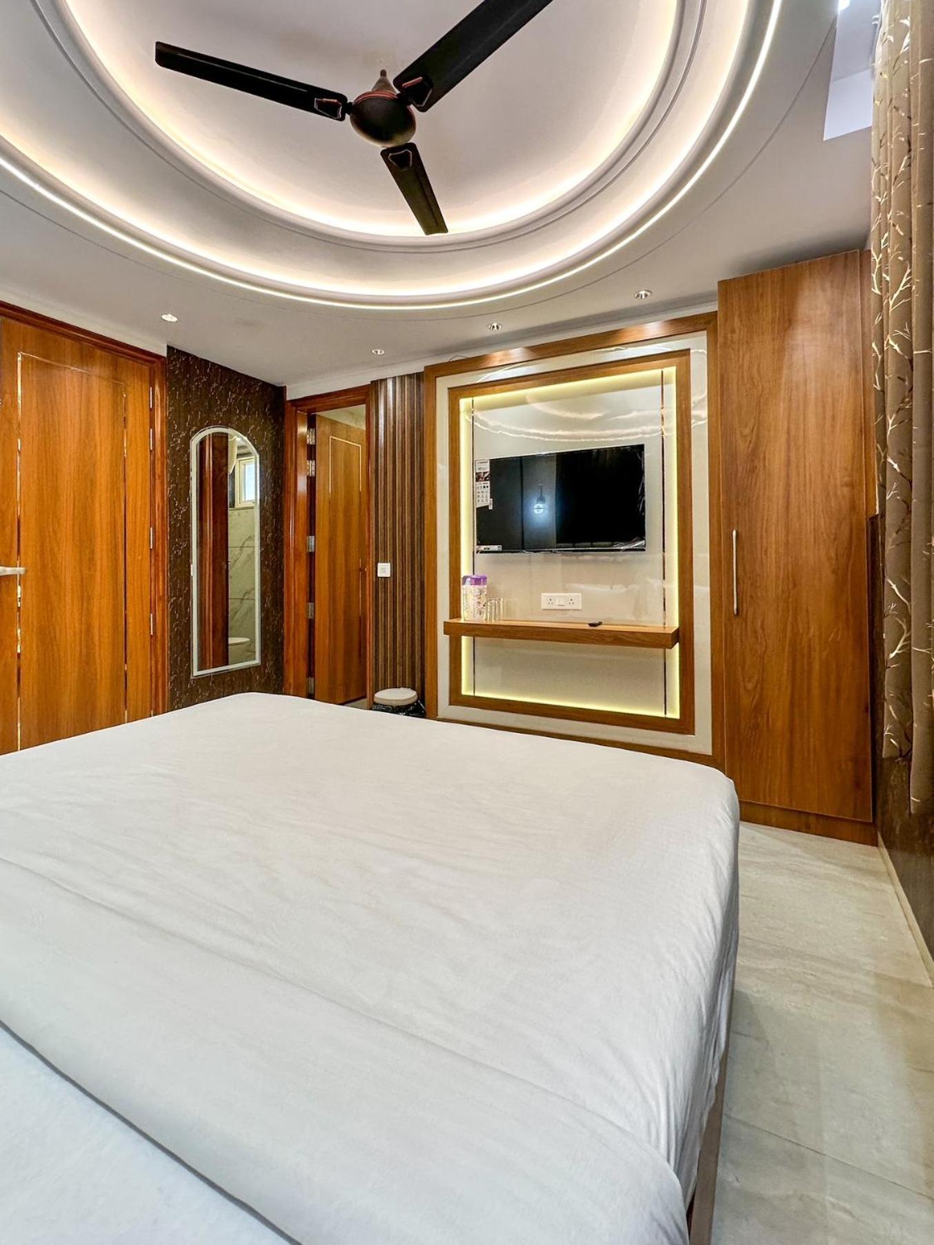 Delhi Delight Premium Bed and Breakfast New Delhi Eksteriør billede