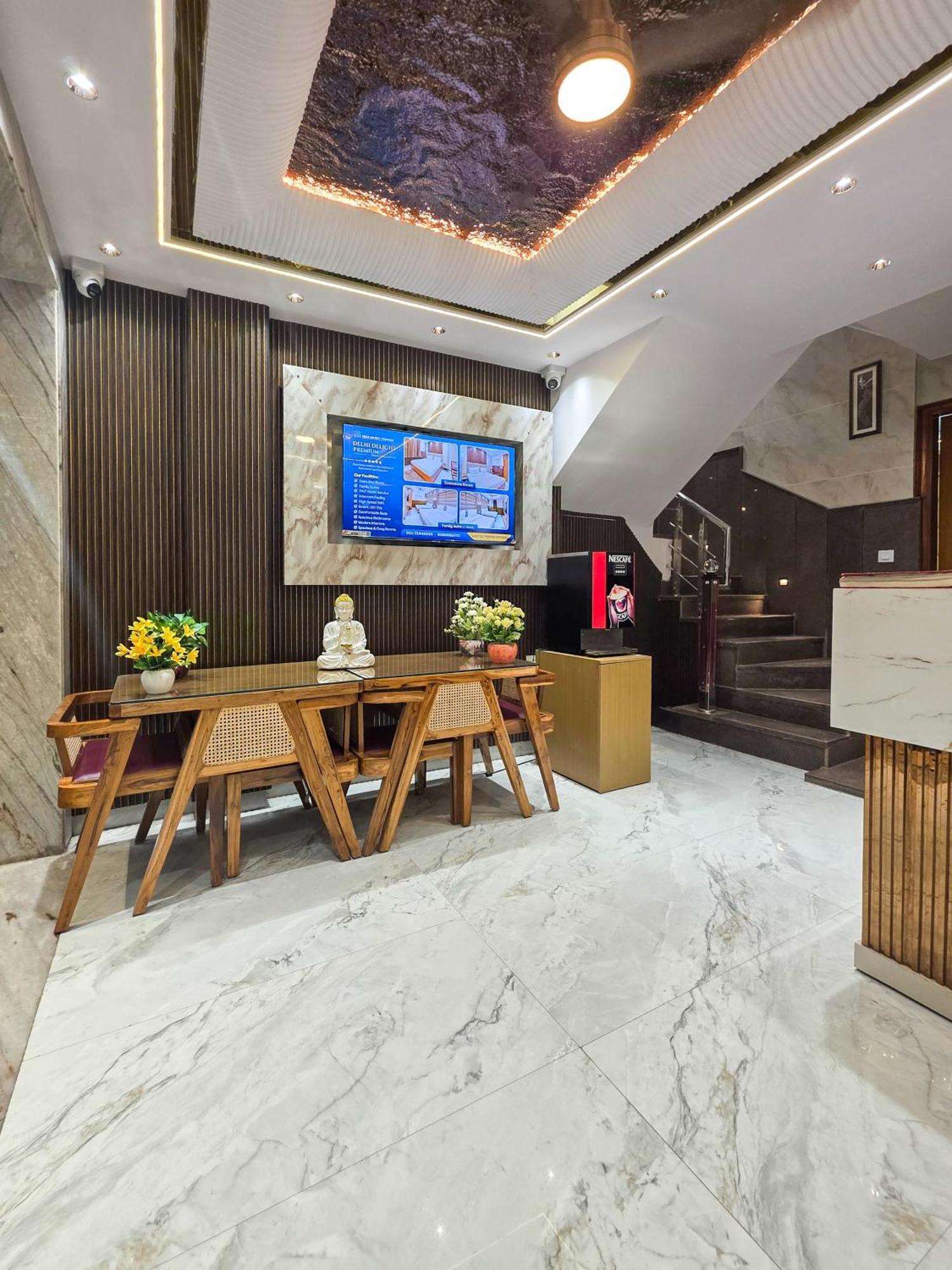 Delhi Delight Premium Bed and Breakfast New Delhi Eksteriør billede